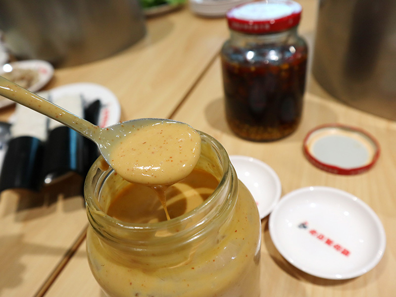 老店薑母雞八德旗艦店,老薑入湯,雞骨熬煮,當天現炒雞肉,溫潤好吃薑母雞/薑母鴨