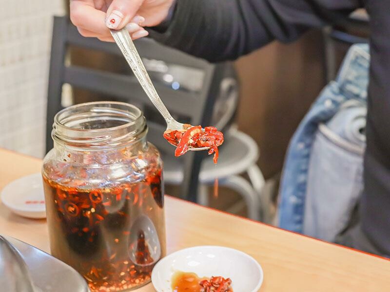 立冬進補首選，新竹薑母雞烏骨雞暖心又暖胃。