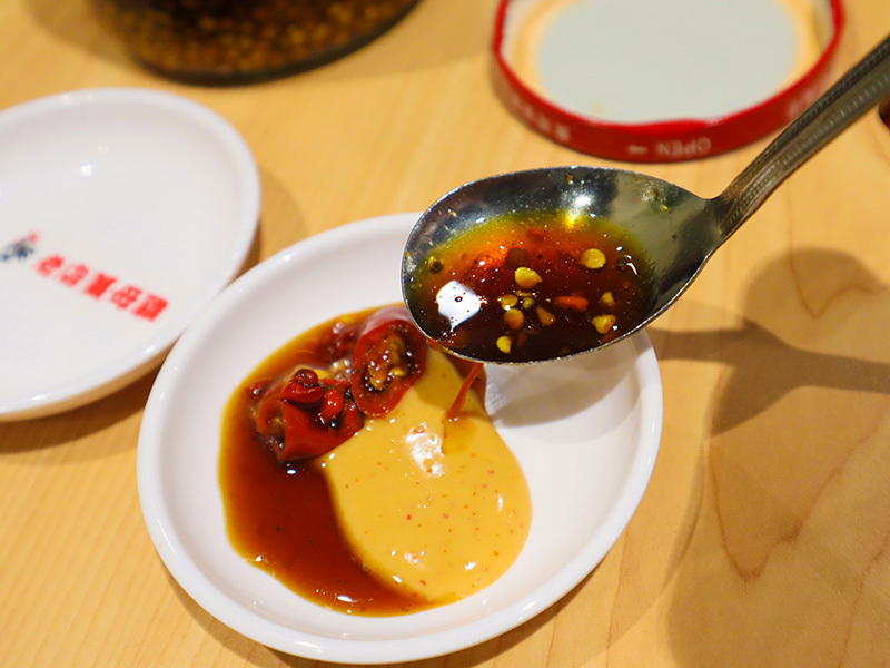 老店薑母雞八德旗艦店,老薑入湯,雞骨熬煮,當天現炒雞肉,溫潤好吃薑母雞/薑母鴨