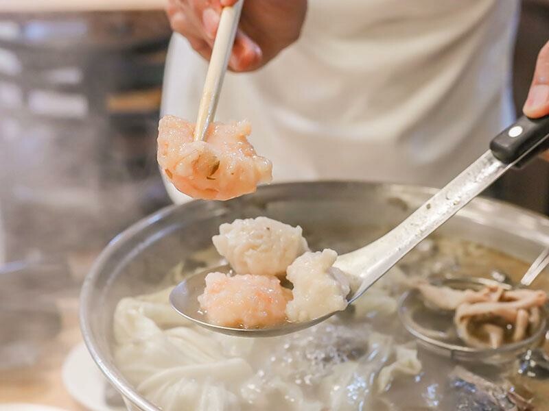 立冬進補首選，新竹薑母雞烏骨雞暖心又暖胃。