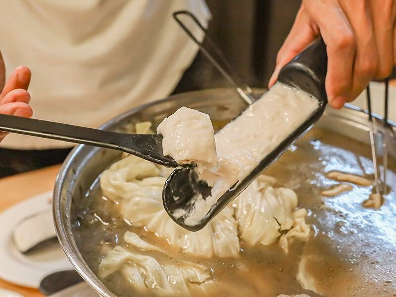 立冬進補首選，新竹薑母雞烏骨雞暖心又暖胃。