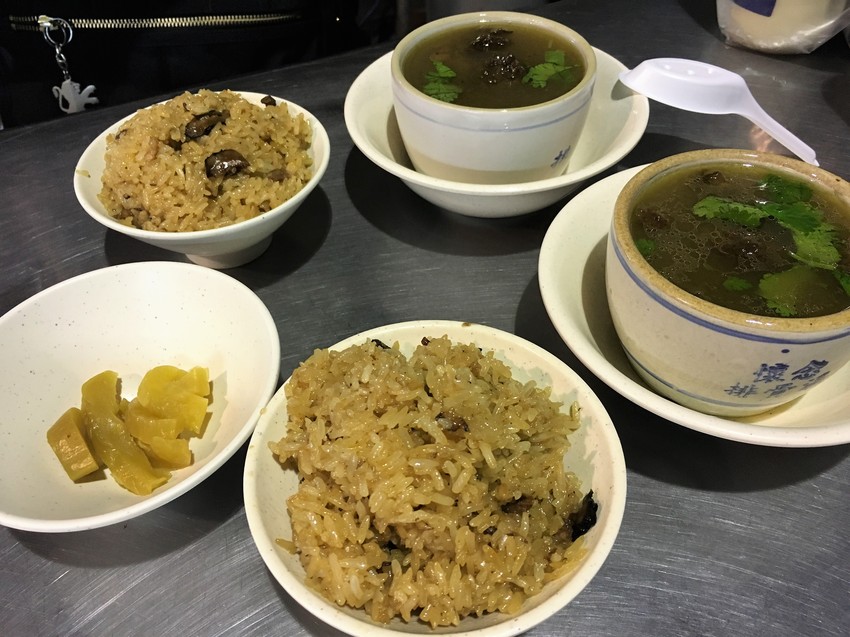 南亞夜市,南雅夜市,我不是他媽媽,Banqiao,Pork ribs soup,豚カルビスープ,돼지 갈비 스프,徐天麟推薦,美食林 南亞夜市,南雅夜市,我不是他媽媽,Banqiao,Pork ribs soup,豚カルビスープ,돼지 갈비 스프,徐天麟推薦,美食林