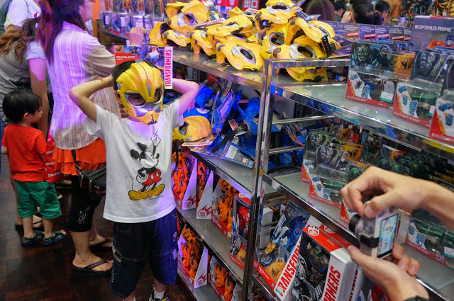 【展覽】2014變形金剛大展(台北場)。衝呀~鋼鎖!!