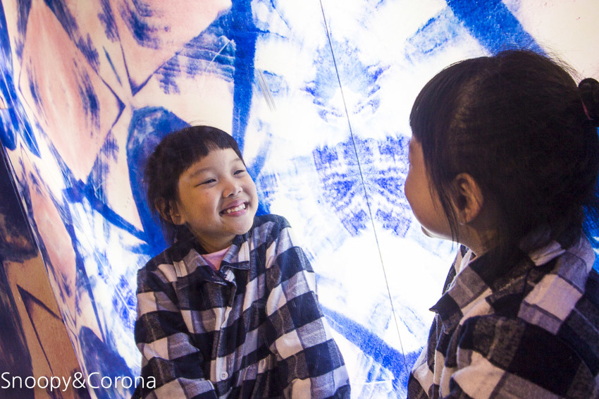 【台北活動】新光三越信義新天地17米高聖誕樹|萬花筒耶誕樹~會飄雪的聖誕樹、唯美幻境微森林,信義區約會必拍