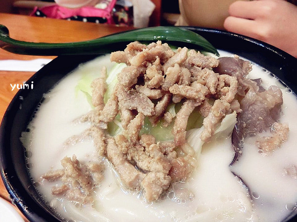 若柳一筋：【台中食記】隱藏台中巷弄美食!？網路高評價~~純乳白湯頭配上手打烏龍麵@若柳一筋