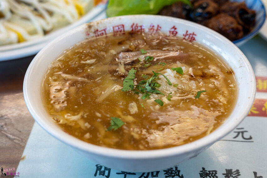 阿國獅魷魚羹｜斗六市雲林–傳承三代的古早味小吃，魷魚嘴超有特色又美味