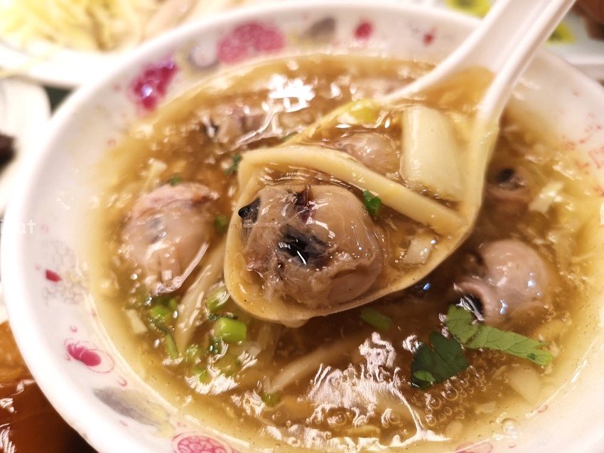 阿國獅魷魚羹│斗六火車站美食,斗六魷魚嘴羹號稱全台首創! - 愛伊特candy的分享樂園