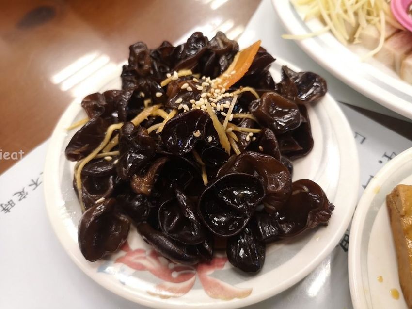 阿國獅魷魚羹│斗六火車站美食,斗六魷魚嘴羹號稱全台首創! - 愛伊特candy的分享樂園