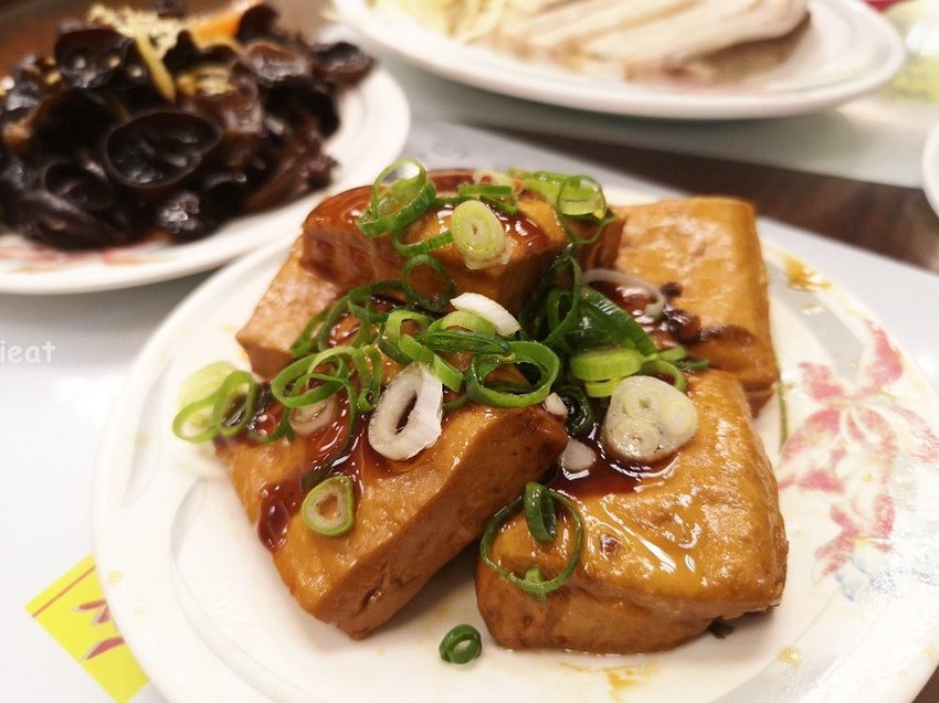 阿國獅魷魚羹│斗六火車站美食,斗六魷魚嘴羹號稱全台首創! - 愛伊特candy的分享樂園