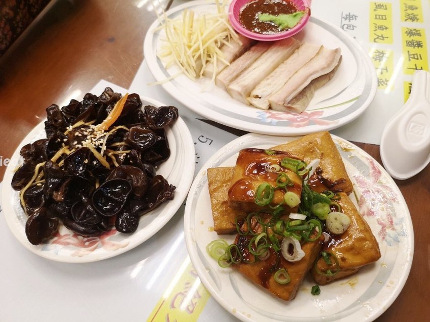 阿國獅魷魚羹│斗六火車站美食,斗六魷魚嘴羹號稱全台首創! - 愛伊特candy的分享樂園