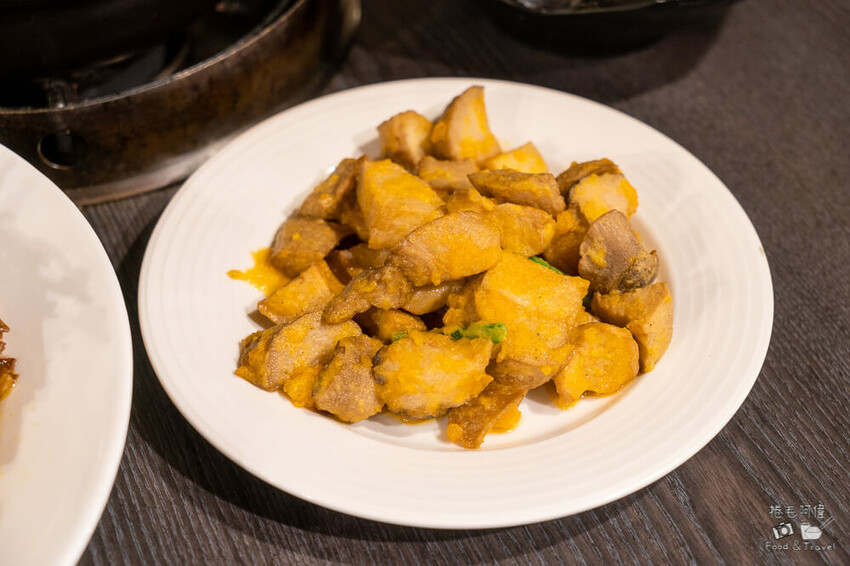 台中新社花海美食!米其林必比登餐廳「菇神」,人氣鍋物 香菇料理必吃。