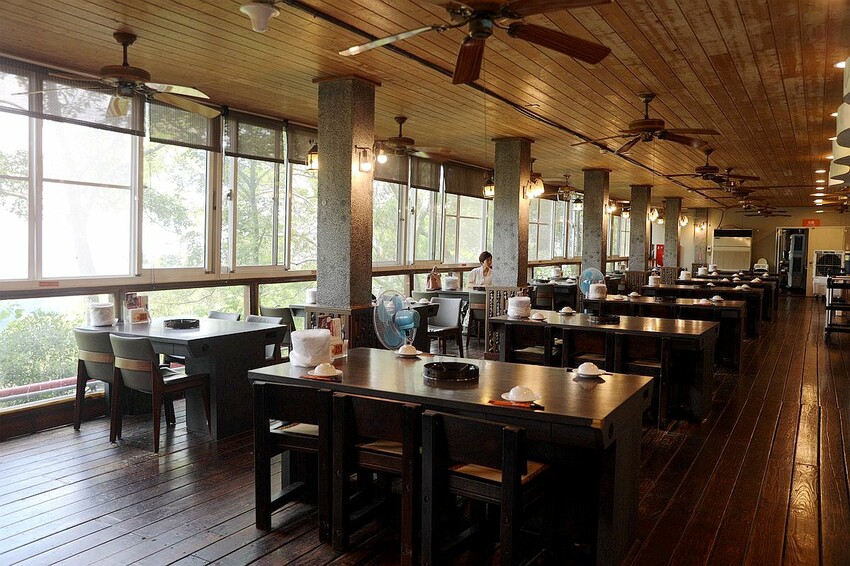 台中市新社區台中新社一日遊！漫遊台中後花園 連續三年榮獲必比登推薦菇神火鍋吃美食＆探索薰衣草森林香氣