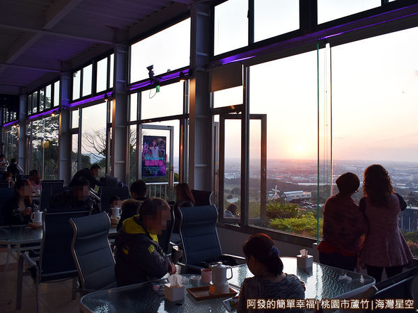 海灣星空20-窗邊即可觀看夕陽美景.JPG