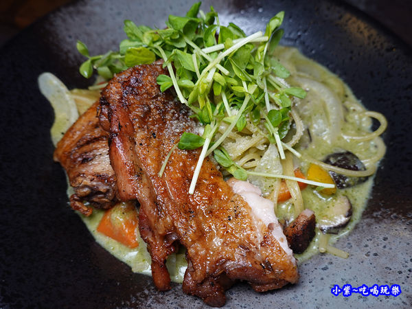 舒肥碳烤雞腿青醬義大利麵-海灣星空景觀咖啡館 (3).jpg