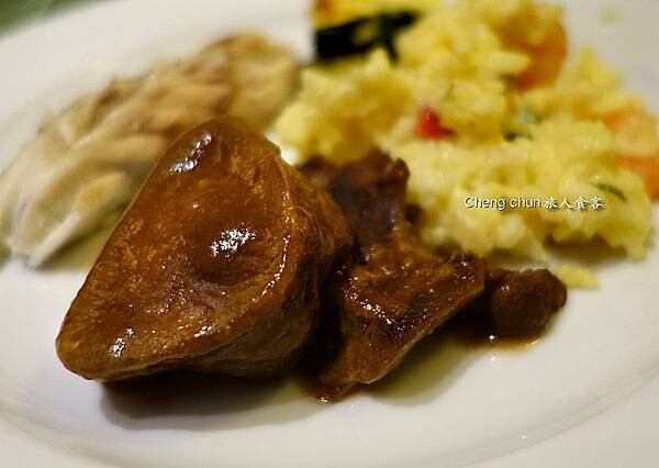 自吃法式燉煮牛舌.jpg