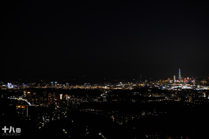 【台北旅遊】陽明山 平菁街42巷 ｜台北情人節一日行程、讓粉色櫻花盛開你們的愛情、同場加映台北最美夜景！