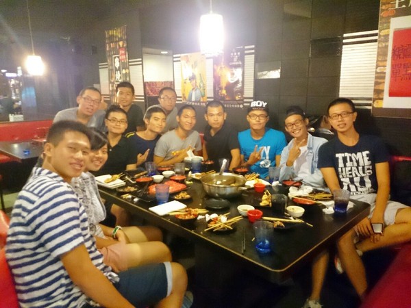 J-BAR 麻辣鍋＆串燒吃到飽：<東區>J-BAR麻辣鍋＆串燒 483吃到飽