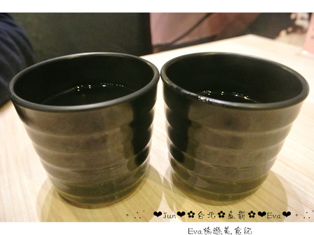 魚霸(內湖店)：【食記】oO。台北 內湖科學園區（內科） 魚霸 Fishbar   現在打卡送鮑魚，生魚片也是Double送哦～。o○。