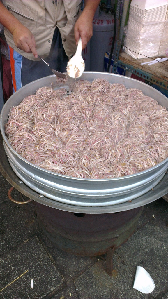 新北市烏來區美食推薦馬紹米血糕 馬紹米血糕 北台灣烏來之旅 01 Walkerland Taipeiwalker Japanwalker Walkerland