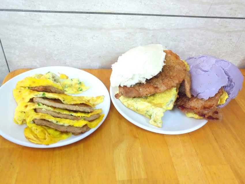 【新竹東區】無名饅頭肉排蛋☞學府路上的排隊早餐店，｢饅頭肉排蛋」必點!