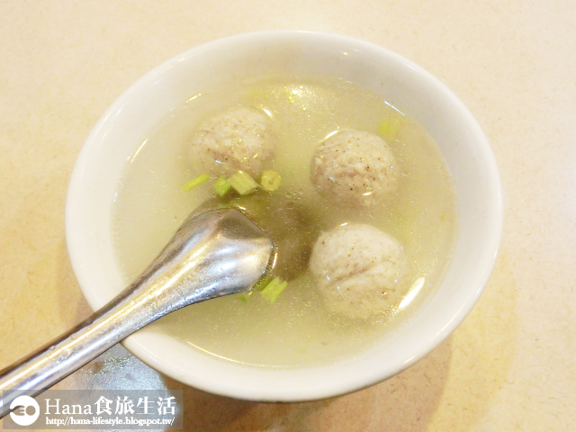 【台中南區】台中肉員 | 人氣排隊美食 只賣肉圓、魚丸湯、冬粉湯三樣 皮Q肉餡紮實 不重口味的台灣小吃