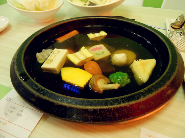 石二鍋(中興店)：【台中火鍋食記】物美價廉的美味火鍋真是造福人民阿@王品集團石二鍋大里中興店