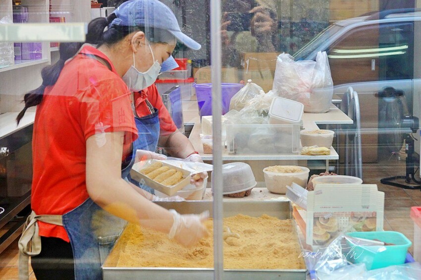 【南投】草屯｜60年老店，方愫馨草屯手工麻糬，招牌麻糬皮軟紅豆餡，草屯伴手禮