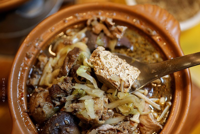 口吅品麻辣臭豆腐平價牛排複合店通化臨江夜市24