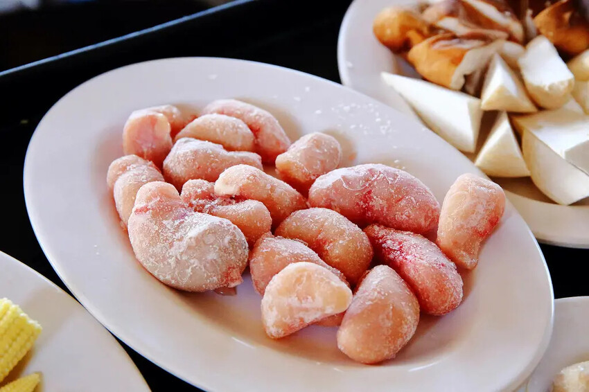 桃園薑母鴨推薦！大鋼盆薑母鴨有夠霸氣！熱炒、特色火鍋料也是必