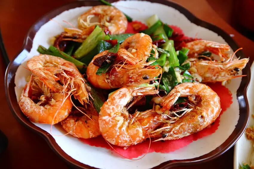 桃園薑母鴨推薦！大鋼盆薑母鴨有夠霸氣！熱炒、特色火鍋料也是必