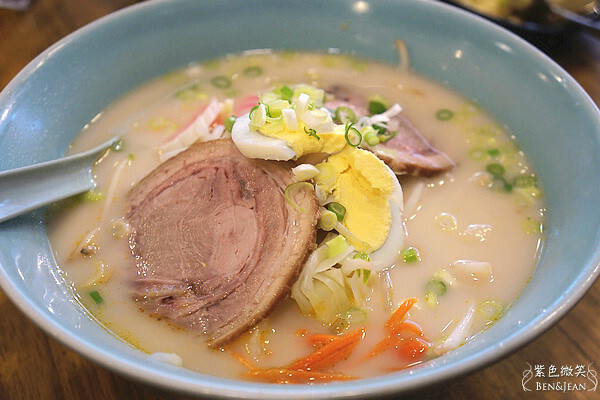 必比登台北車站牛肉麵！70年老店「劉山東牛肉麵」韓國人也來朝聖。