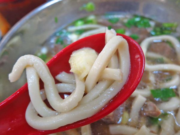 【台北美食】劉山東牛肉麵-隱身在不起眼巷弄裡的60年老店