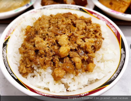 [台北小吃]板橋新埔站「阿益魯肉飯」超佛心便宜親民美味小吃店/點好點滿只要銅板價/滷肉飯小菜湯品選擇多樣