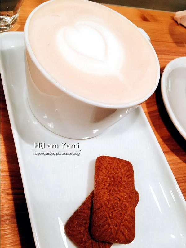 Fika Fika Cafe ► 台北 中山區 ◄ 捷運沿線必吃美食：松江南京站 x 不限時的北歐瑞典風格咖啡店 （WIFI/ 菜單 / 沒限時）