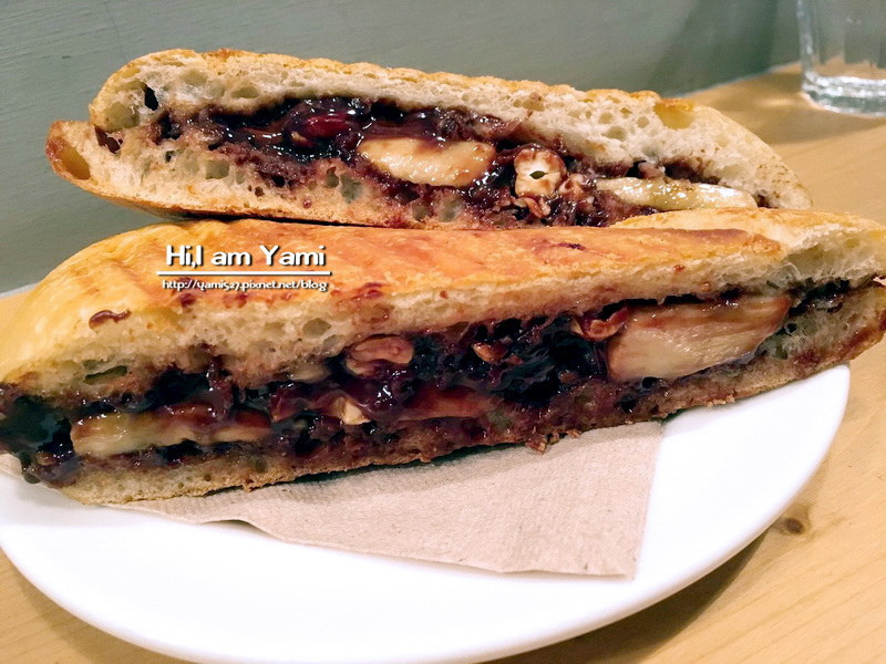 Fika Fika Cafe ► 台北 中山區 ◄ 捷運沿線必吃美食：松江南京站 x 不限時的北歐瑞典風格咖啡店 （WIFI/ 菜單 / 沒限時）