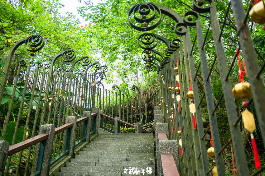 ｜南投景點｜西班牙海岸，九族文化村全新打造的水樂園，園區高地建築超好拍 - Hallo！Im 婷兒