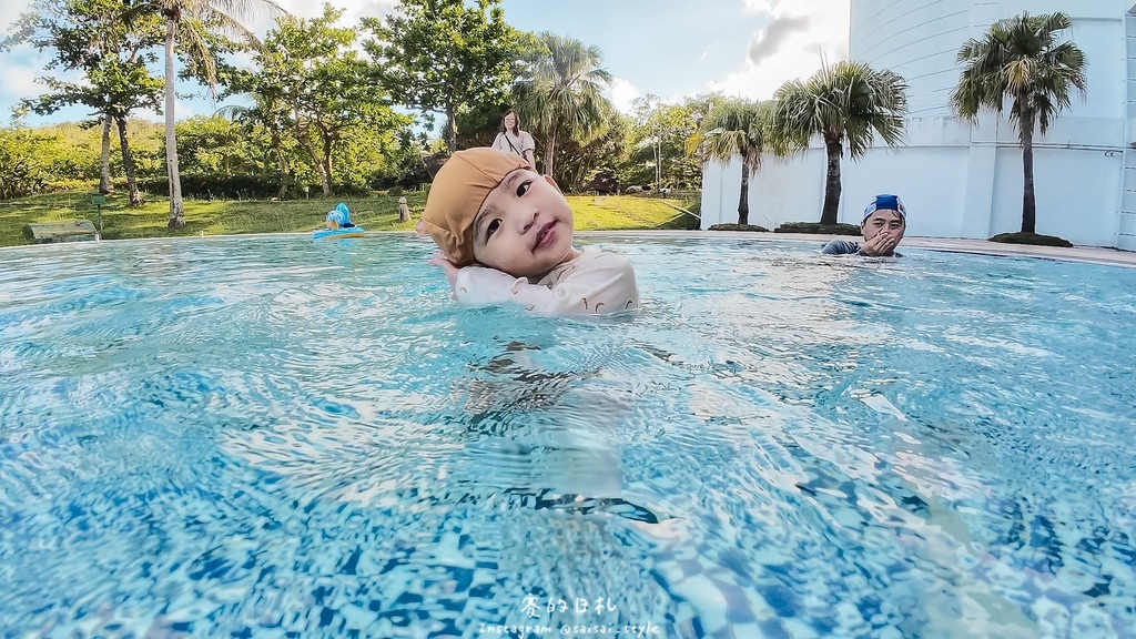 屏東小木屋民宿首選！小墾丁超像童話聚落，出門就是藍天白雲超舒服！