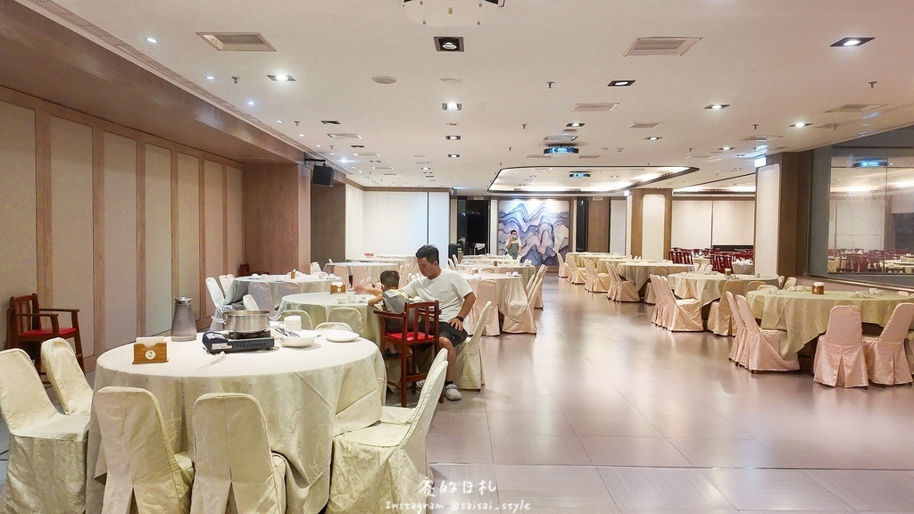 屏東小木屋民宿首選！小墾丁超像童話聚落，出門就是藍天白雲超舒服！