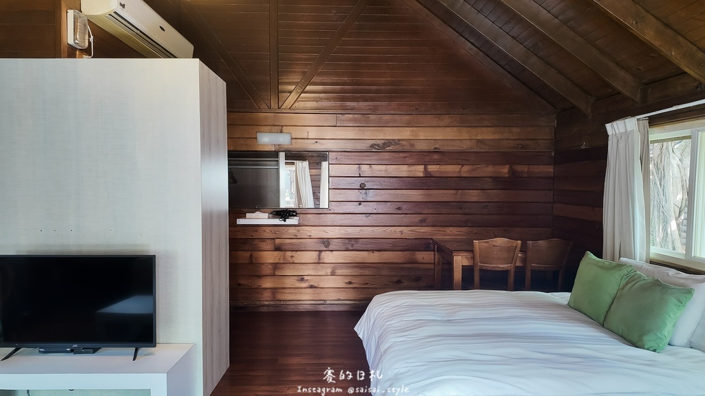 屏東小木屋民宿首選！小墾丁超像童話聚落，出門就是藍天白雲超舒服！