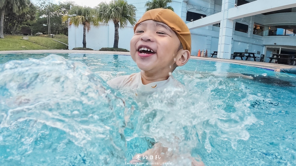 屏東小木屋民宿首選！小墾丁超像童話聚落，出門就是藍天白雲超舒服！