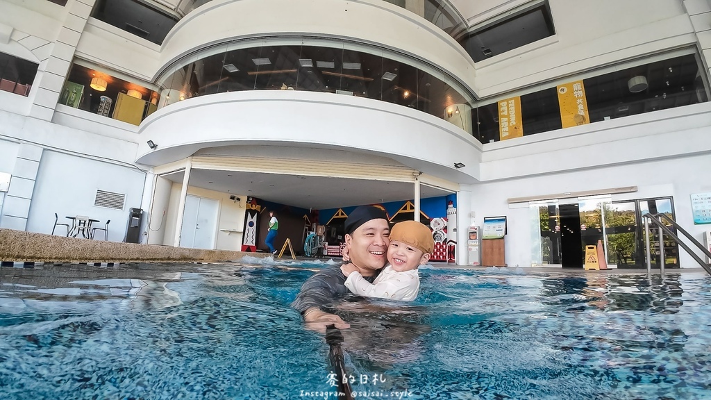 屏東小木屋民宿首選！小墾丁超像童話聚落，出門就是藍天白雲超舒服！