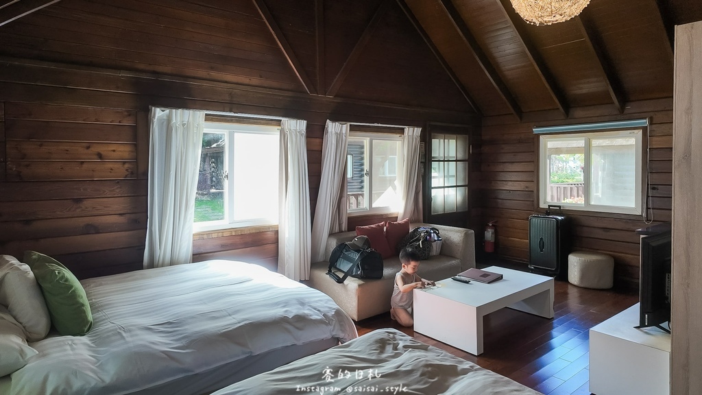 屏東小木屋民宿首選！小墾丁超像童話聚落，出門就是藍天白雲超舒服！