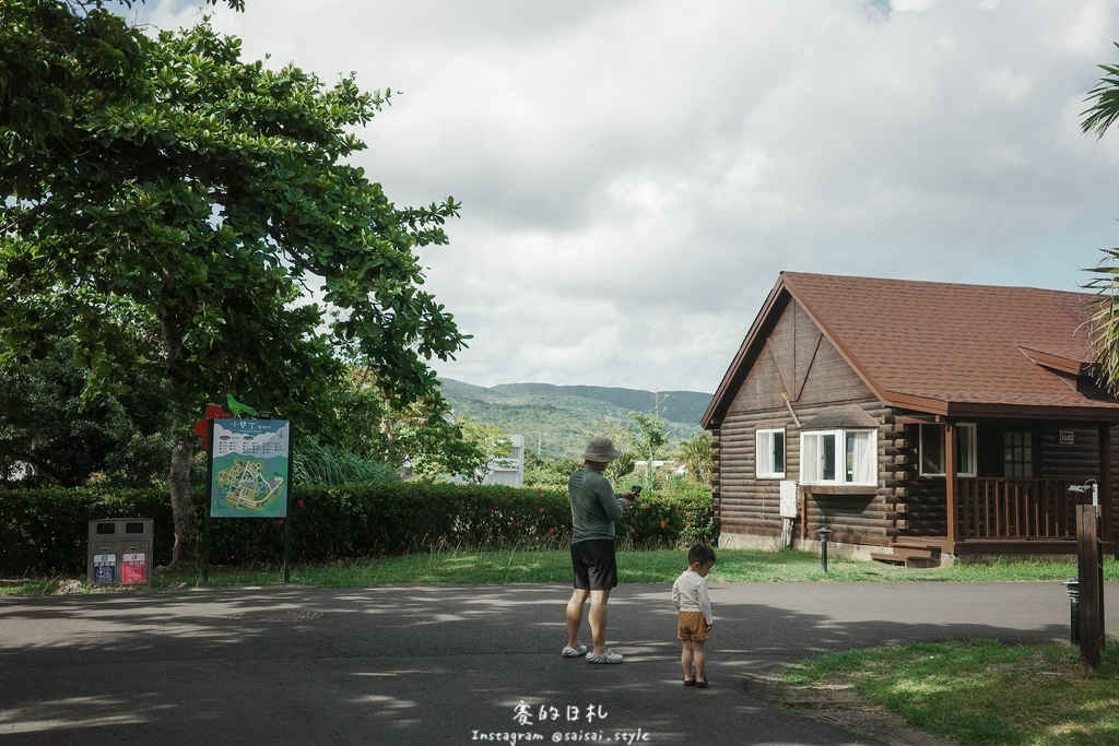 屏東小木屋民宿首選！小墾丁超像童話聚落，出門就是藍天白雲超舒服！