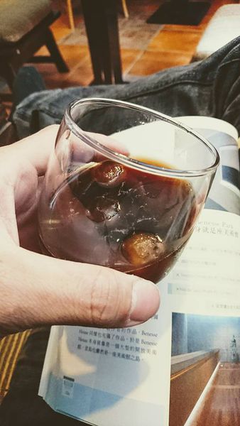 32853946_1880982181933462_2139984334453473280_n