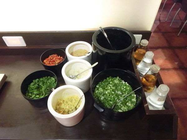 青禾幸福鍋物涮涮屋(永安店):【新北市中和好吃涮涮鍋】青禾幸福鍋物涮涮屋-永安店~個人鴛鴦鍋&火烤兩吃~吃得好爽喔!