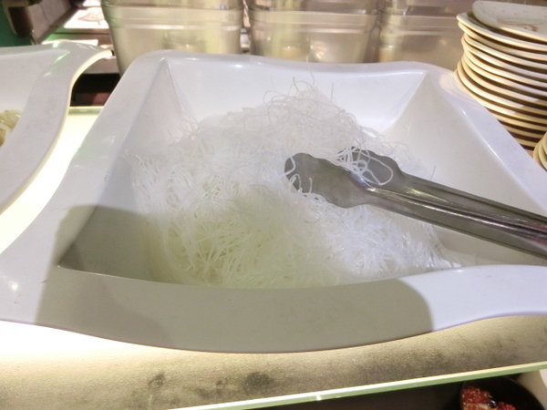 青禾幸福鍋物涮涮屋(永安店):【新北市中和好吃涮涮鍋】青禾幸福鍋物涮涮屋-永安店~個人鴛鴦鍋&火烤兩吃~吃得好爽喔!