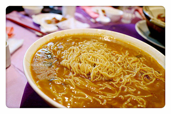 【台北美食】銀翼餐廳 ~ 台北60年老店/點桌菜比較划算❤️邰客好食推薦美食 - 捷運東門站