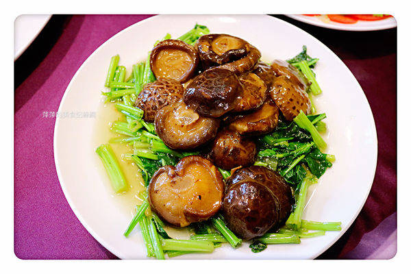 【台北美食】銀翼餐廳 ~ 台北60年老店/點桌菜比較划算❤️邰客好食推薦美食 - 捷運東門站