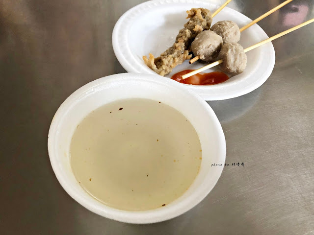 【彰化 市區】白鳥餐飲店🌅在地老店,彰師大附近,許多人從小吃到大的回憶!早餐種類五花八門,除了基本款,還有關東煮只要5元、炒飯、炒麵、鍋燒麵,銅板價讓你吃到撐~