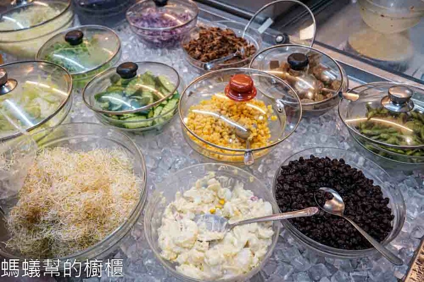 慶豐牛排員林店 | 員林老牌牛排館，排餐加自助吧吃到飽，從小吃到大的好味道。 - 螞蟻幫的櫥櫃
